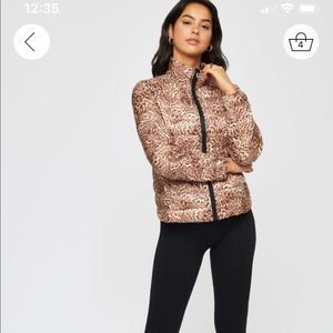 NWOT Dynamite Printed Essential Puffer Jacket Size L